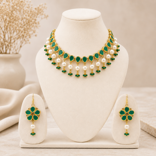 Green Kundan Necklace Set with Earrings
