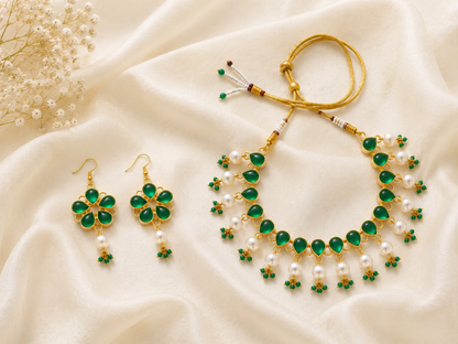 Green Kundan Necklace Set with Earrings