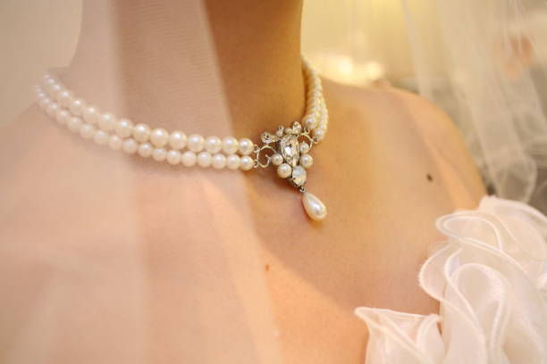 layered pearl necklace set for summer outfits