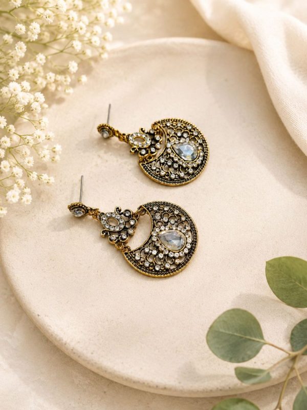 Traditional Kundan dangle earrings for women in antique gold finish